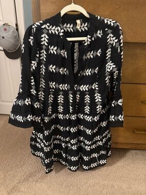 Elan Black and White Patterned Dress